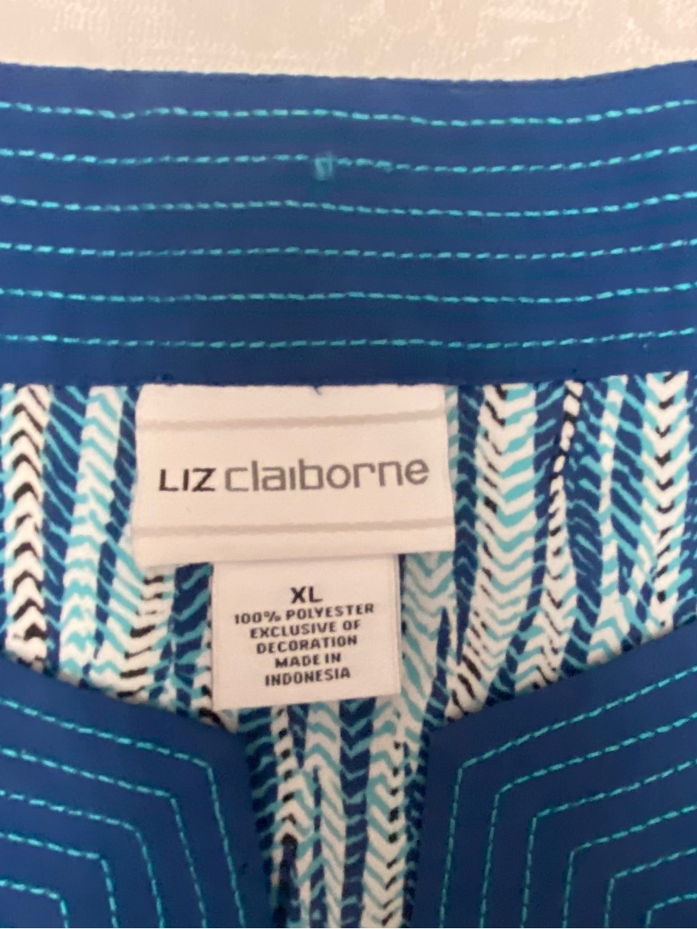 Liz Claiborne Blue Multi-Stripe Sleeveless Camisole Blouse - Picture 4 of 4